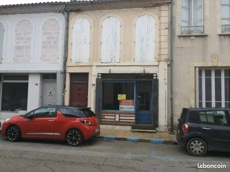 local commercial vic