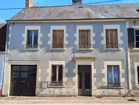 immeuble à rénover chateauneuf val de bargis (58)