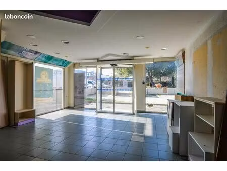 local commercial 120 m²