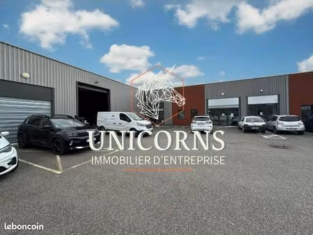 local industriel 396 m²