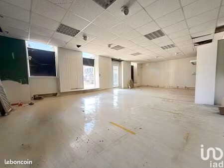 murs commerciaux 106 m² peyrehorade