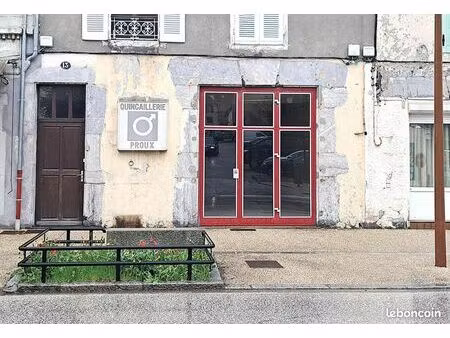 local industriel 106 m²