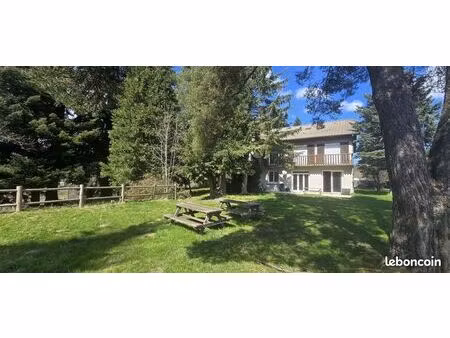 maison 20 pièces 576 m²