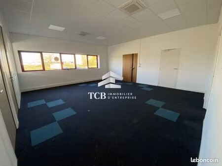 local 174 m² sainte-luce-sur-loire