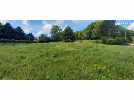 terrain à bâtir 1300 m²