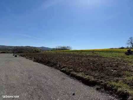 terrain 422 m² coudes