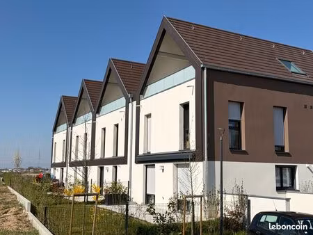 geispolsheim - appartement 2p attique- 50 m² - triple expo- vue dégagée- pk sous-sol inclu