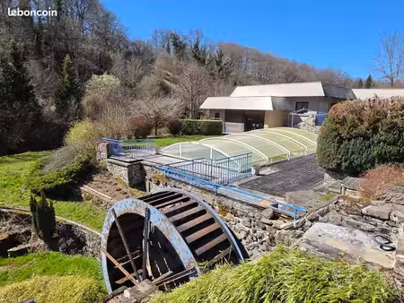 propriété 6 pièces 178 m²