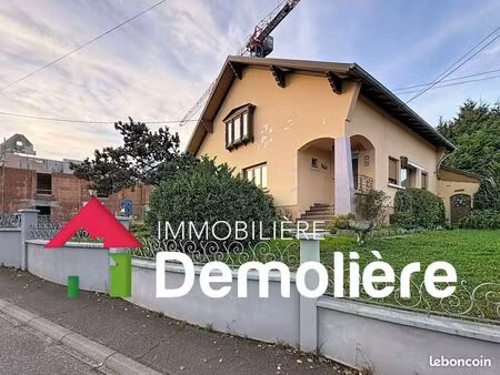 maison 8 pièces 183 m²