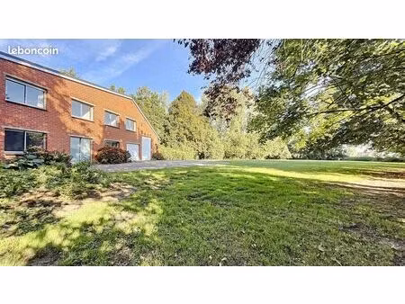 propriété 4 pièces 300 m²