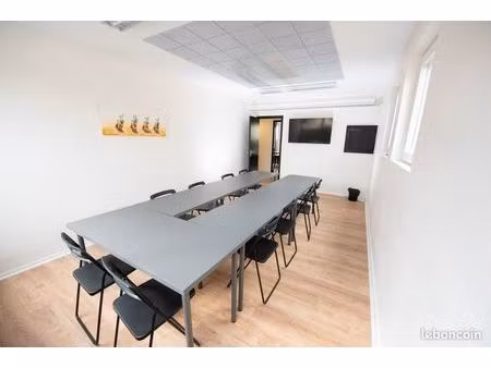 bureau 20 m2 dans centre d'affaires