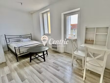 studio 1 pièce 17 m²