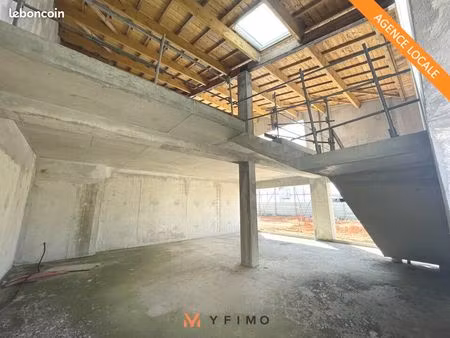 local commercial 392 m²