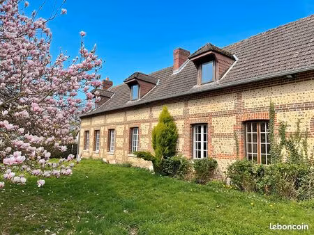 maison 5 pièces 145 m²