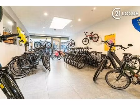 espace commercial idéal au cœur de beveren !