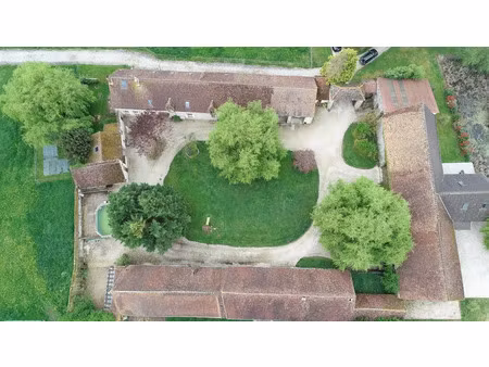 vente ferme 14 pièces 335 m² à le thoult-trosnay (51210)  570 000 €