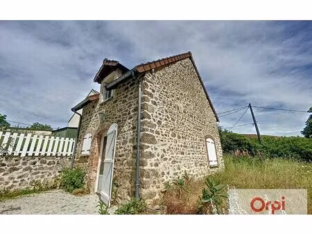 location maison  33.25 m² t-2 à parsac  300 €