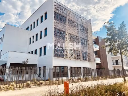 achat local professionnel 429m²