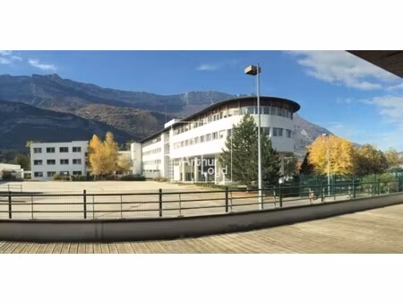 achat local professionnel 1 541m² varces allieres et risset 38760