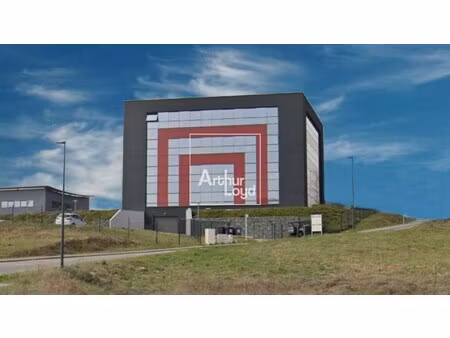 location local professionnel 106m² voiron 38500