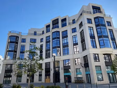 achat local professionnel 442m²