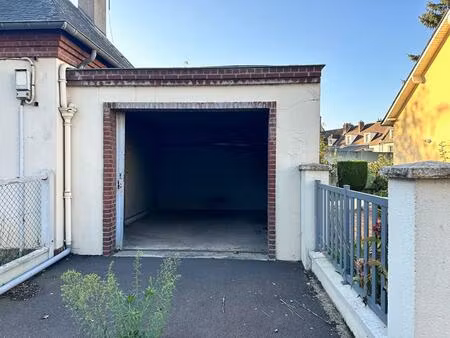 achat parking les andelys 27700