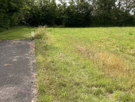 achat terrain 923m²