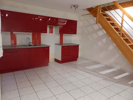 location appartement 3 pièces 42 m² à auxonne (21130)  540 €