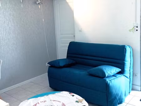 location meublée appartement 1 pièce 21 m² à la jarrie (17220)  456 €