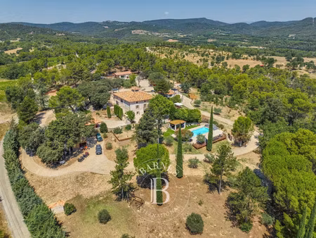 vente maison 20 pièces 600 m² manosque (04100)