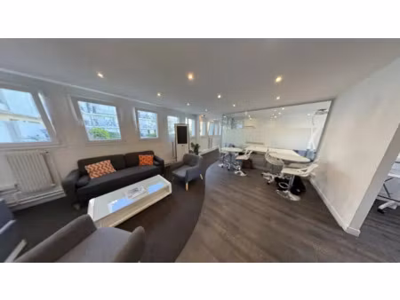 396 m2 cession des murs libres - bureaux de 396m2