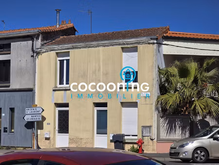 maison/appartement meublée en duplex avec 2 chambres