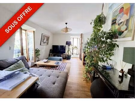 superbe 3 pièces 48m2 cadre bucolique des buttes chaumont paris