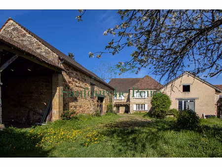 à 23 km de sarlat  périgord noir