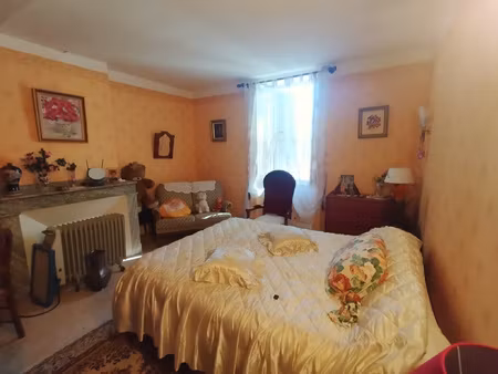 achat immeuble 300m² castelnau durban 09420