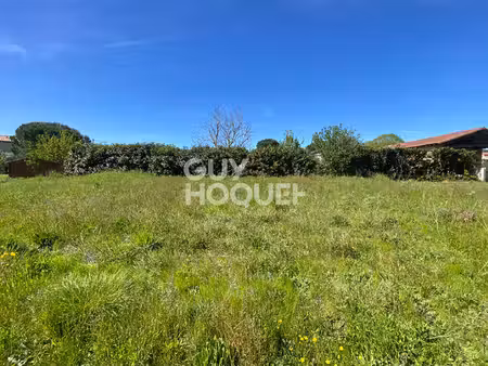 achat terrain 711m²