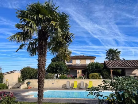 achat maison 7 pièces 160m² biars sur cere 46130