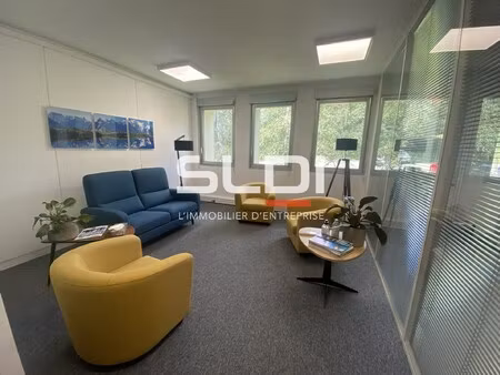 achat local professionnel 159m² ecully 69130