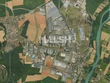 achat terrain 300 000m²