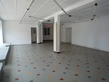 achat local commercial 105m² st agreve 07320