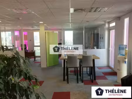 location local professionnel 211m² le cres 34920