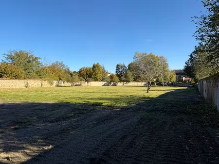 achat terrain 2 572m² combronde 63460