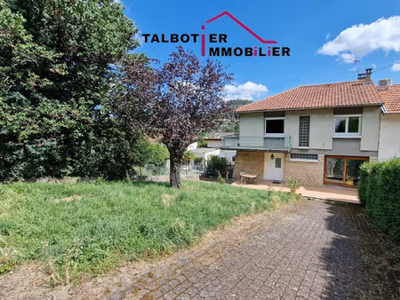 achat maison 9 pièces 210m² ceyrat 63122