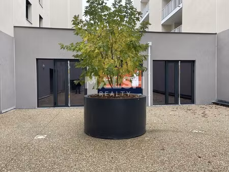 achat local commercial 219m²