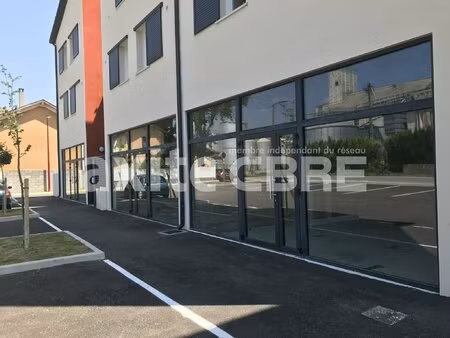 achat local commercial 219m² st paul les romans 26750