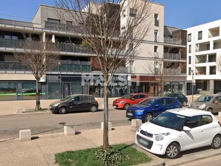 achat local commercial 137m²