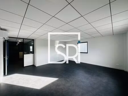 achat local professionnel 249m² pont du chateau 63430