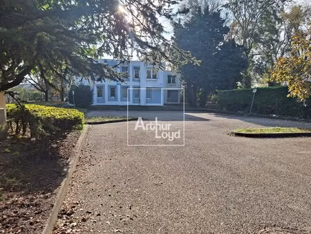 achat local professionnel 768m² st egreve 38120