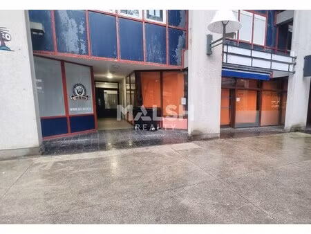 achat local commercial 230m²