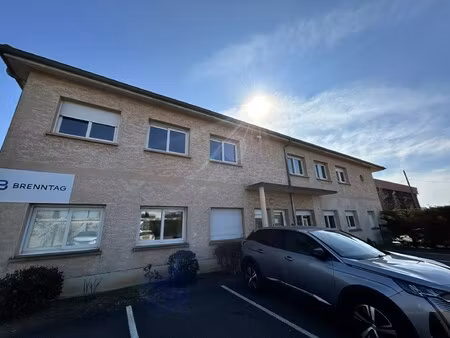 location local professionnel 210m² chassieu 69680